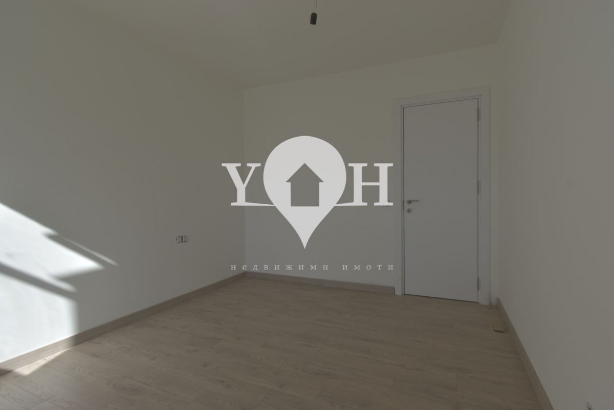 Продава 3-стаен София 77802