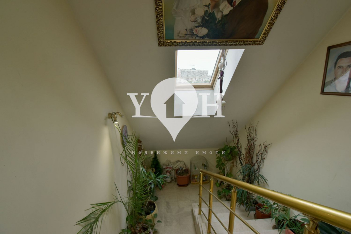 Продава Мезонет София 77810