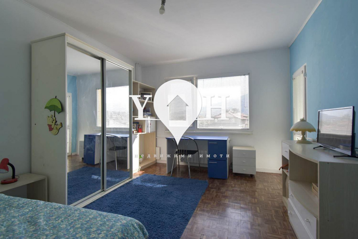 Продава 3-стаен София 77781